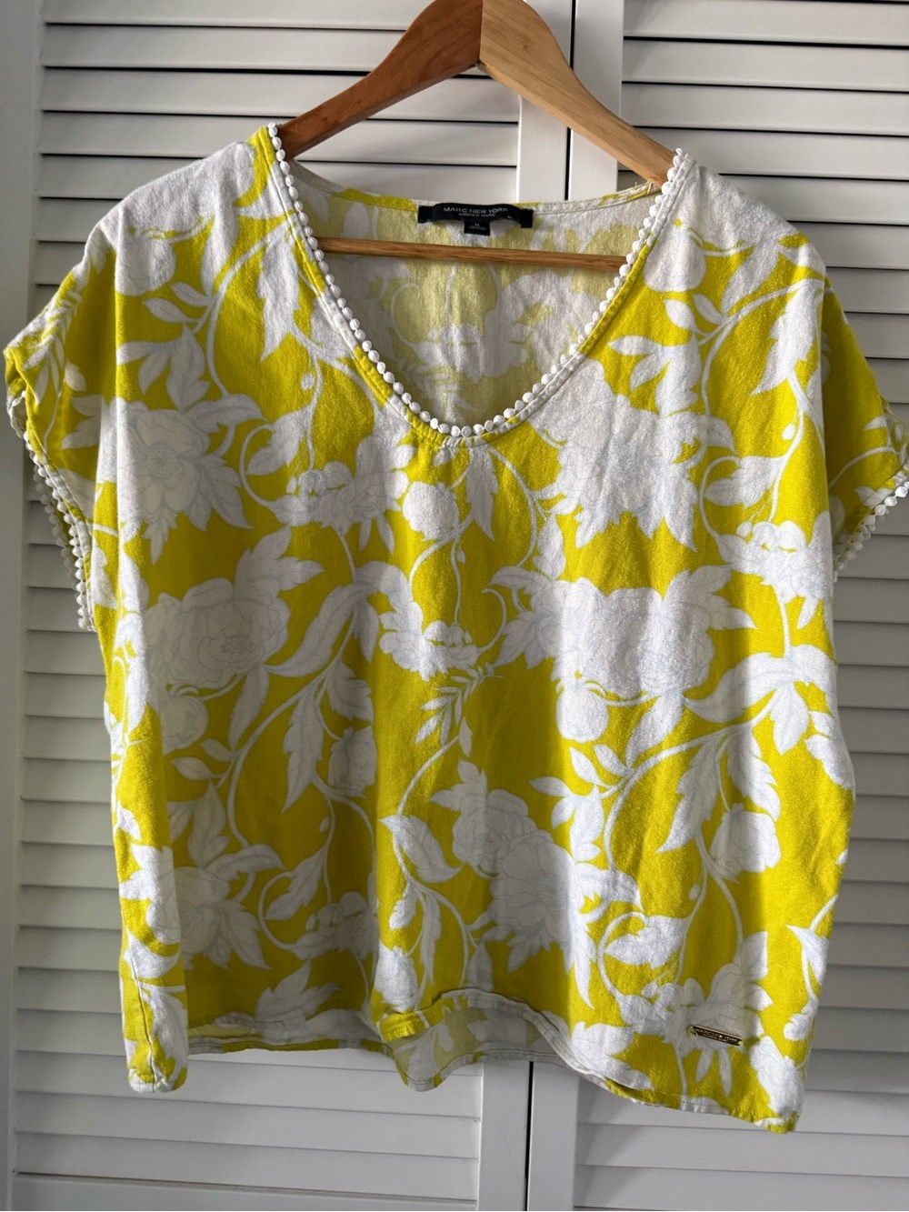 Marc By Marc Jacobs Yellow and White Floral V-Neck Tunic